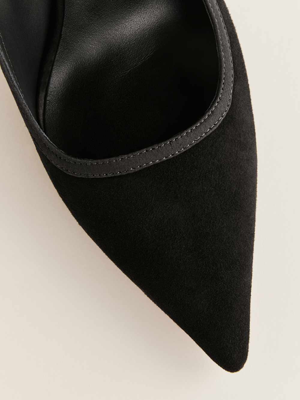 Reformation Paris Heeled Pump - Black Suede
