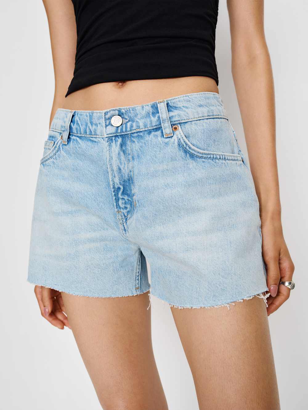 Reformation Sutton Low Rise 2.5” Slouchy Jean Shorts - Martini Embroidery