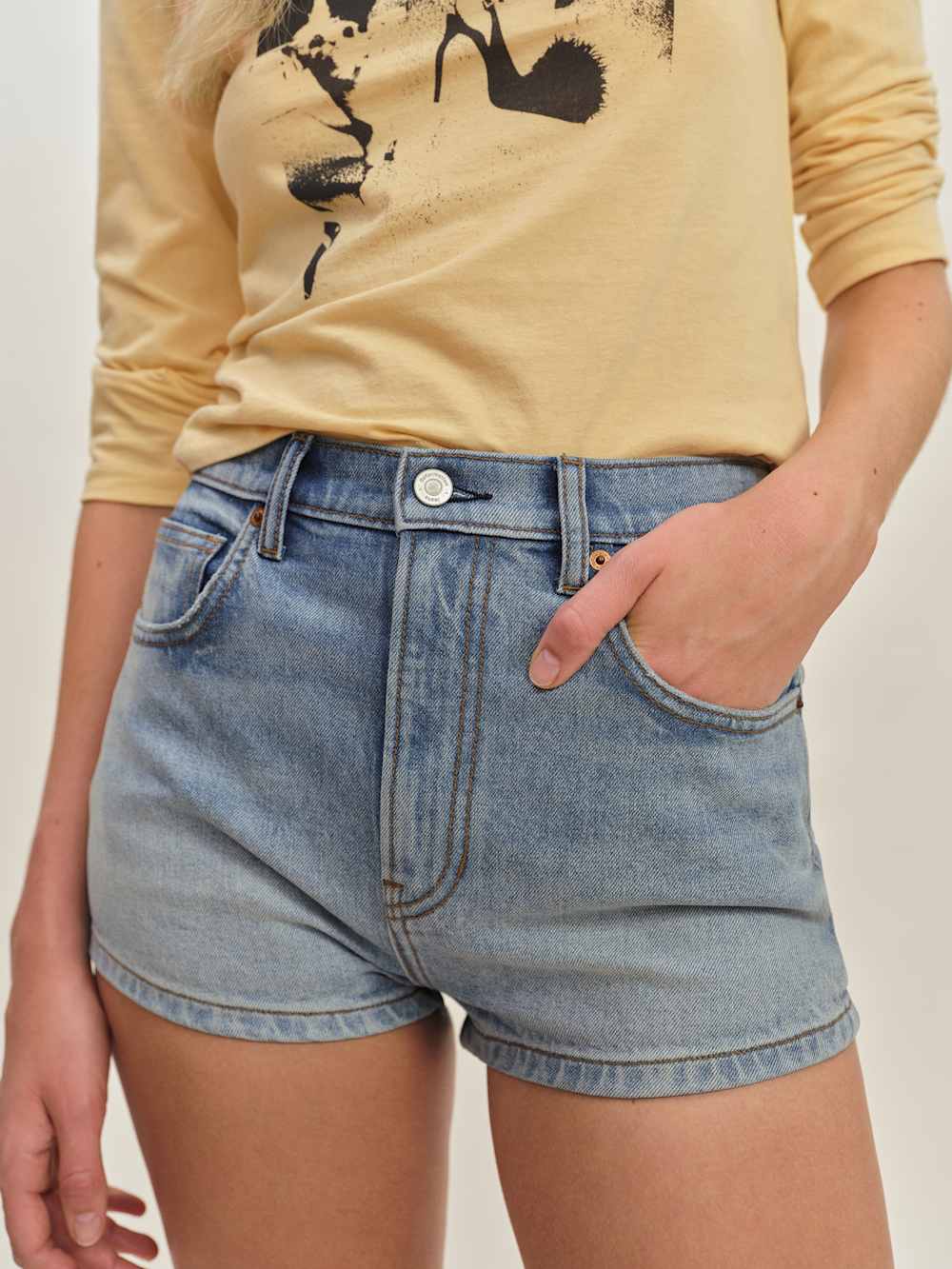 Reformation Jensen High Rise Cheeky Shorts - Edessa