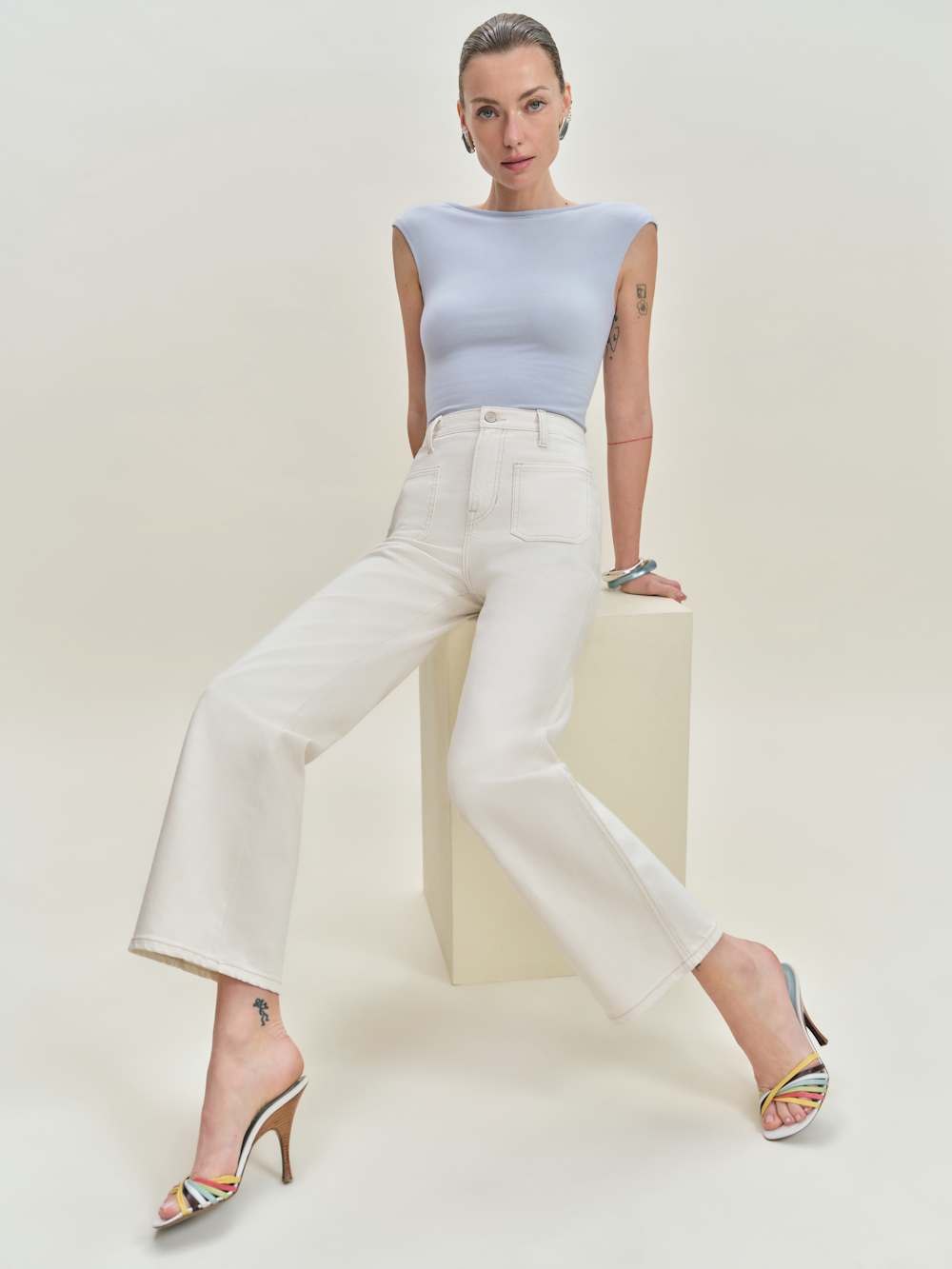 Reformation Alyssa Stretch High Rise Wide Leg Cropped Jeans - Fior Di Latte