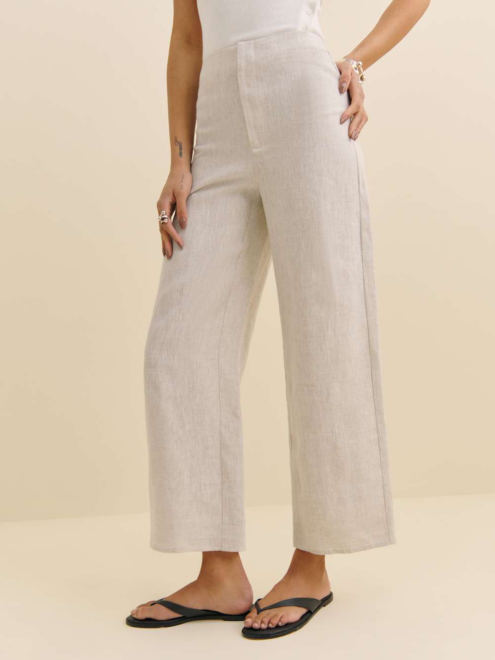 Reformation Joni Linen Cropped Pant - Oatmeal