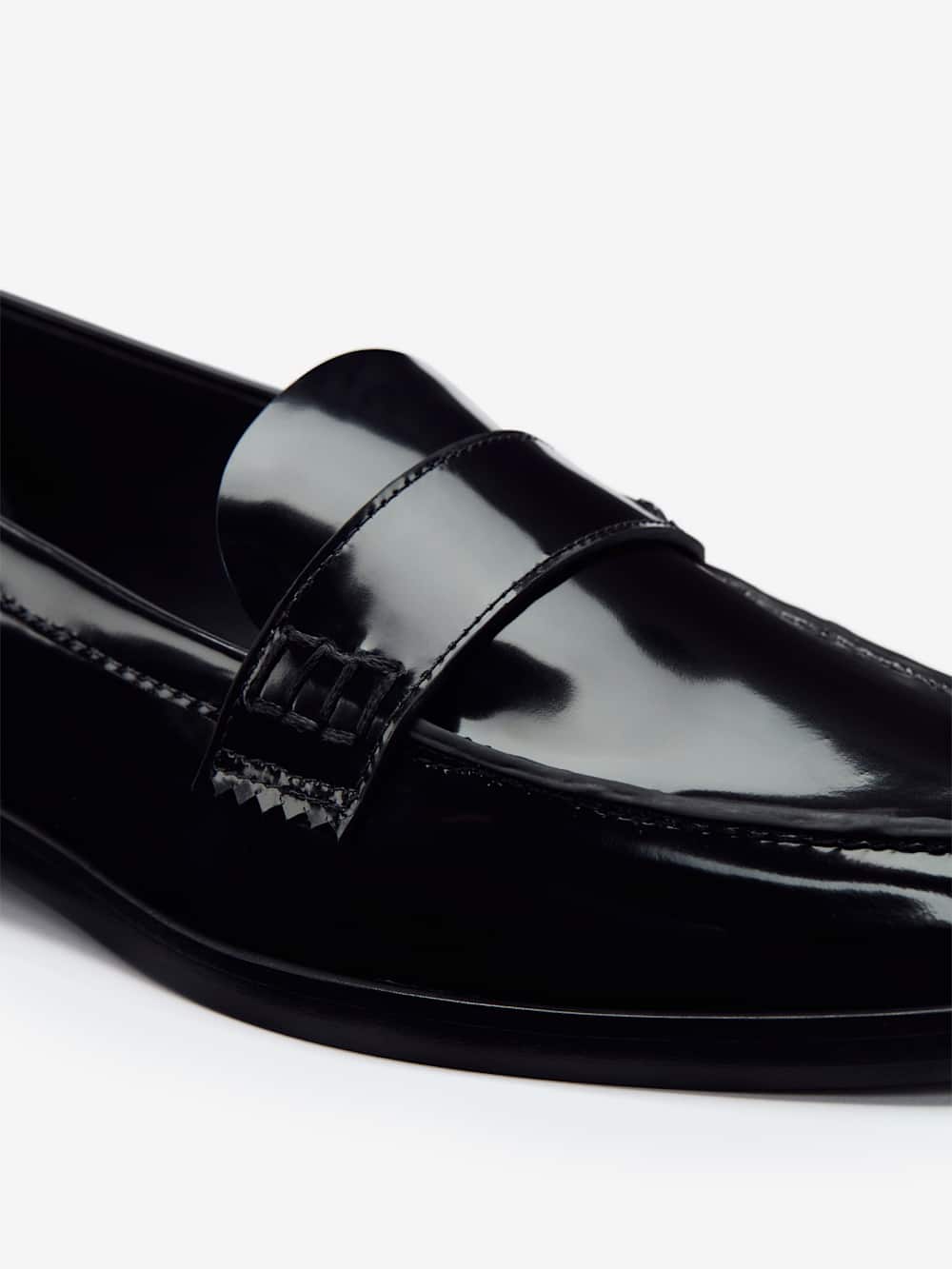 Reformation Kaylee Loafer - Black Leather