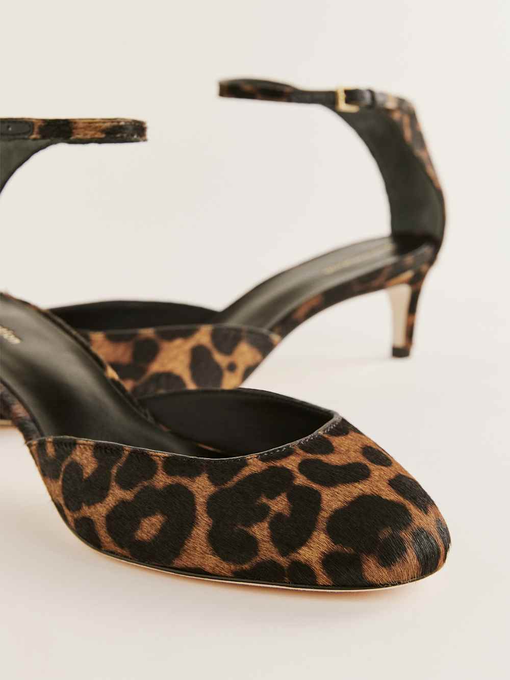 Reformation Luanna Pump - Leopard Haircalf