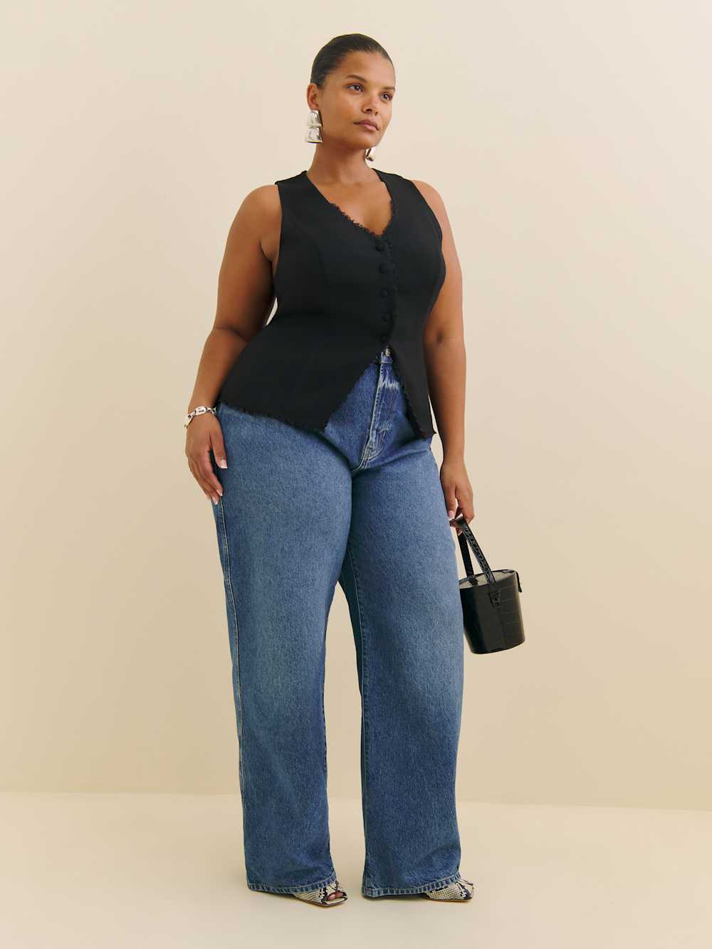Reformation Skylar Top Es - Black