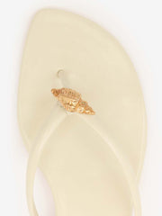 Reformation Onyx Thong Sandal - Cream Puff Conch