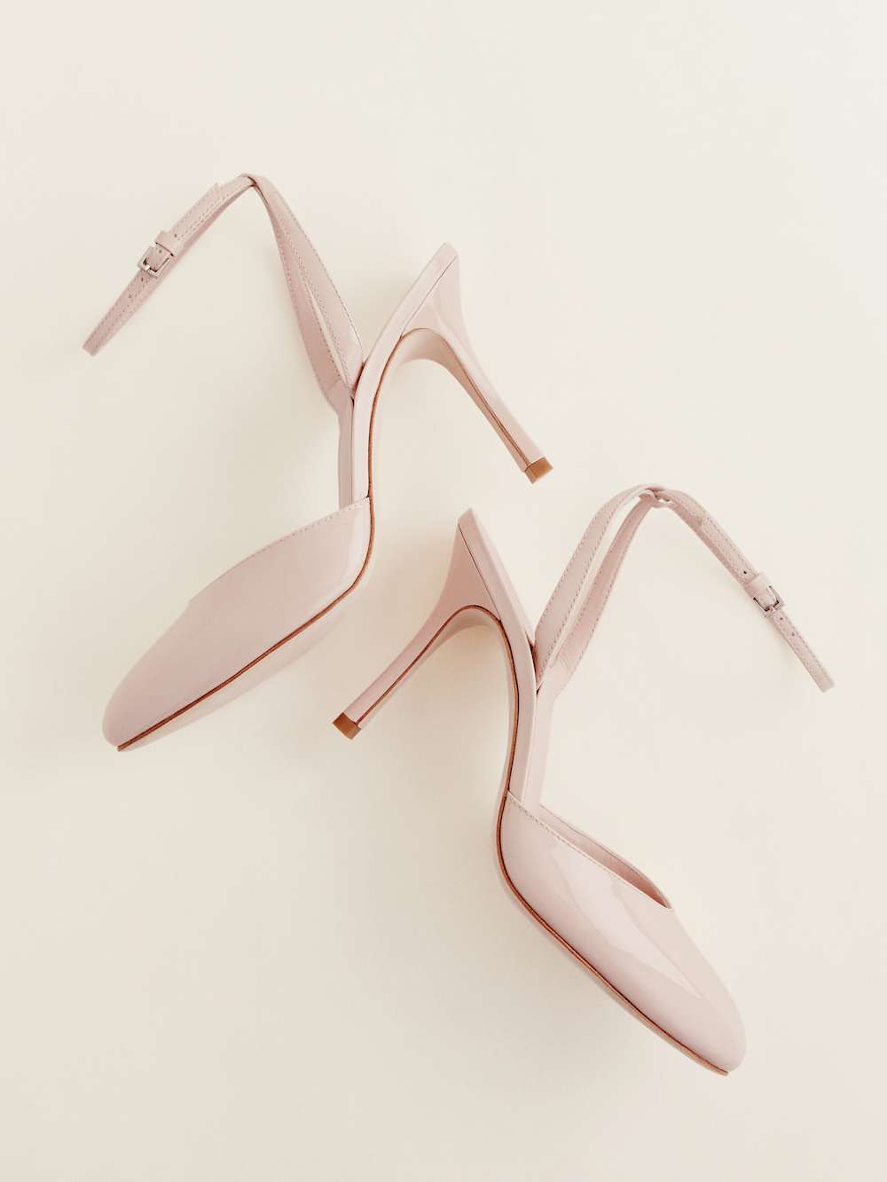 Reformation Parker Pump - Alabaster Patent