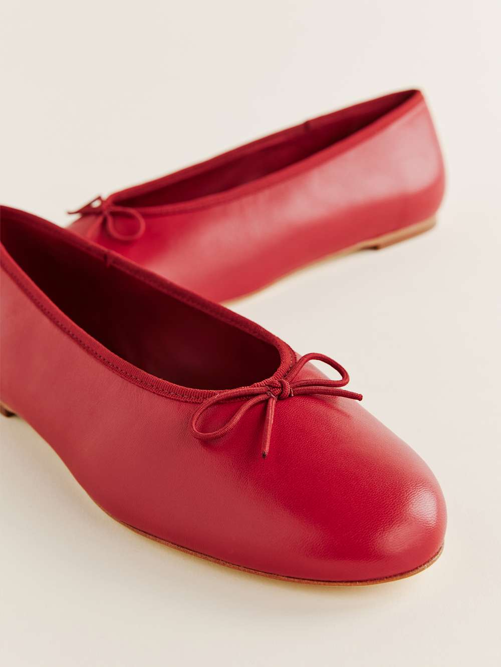Reformation Tina Ballet Flat - Scarlet Leather