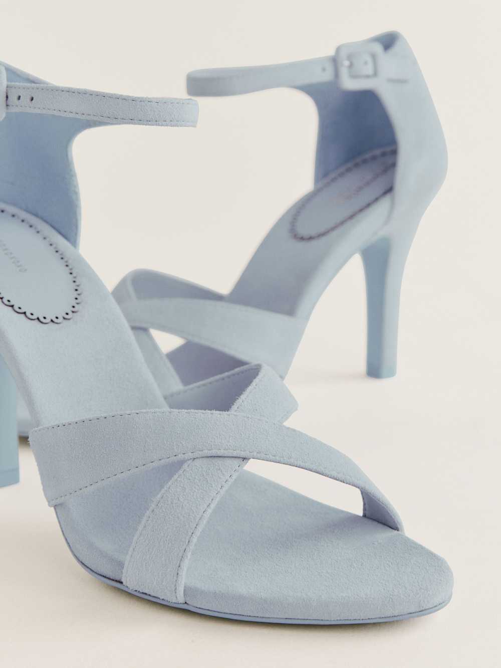 Reformation Anora Heeled Sandal - Mist Suede