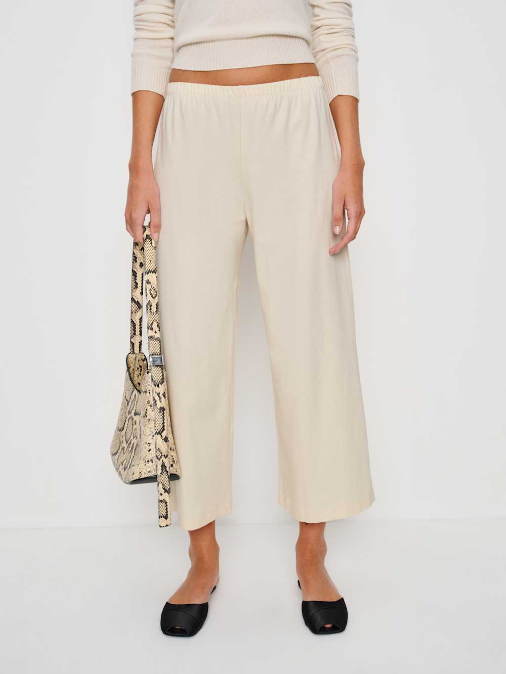 Reformation Ruby Cropped Knit Pant - Almond