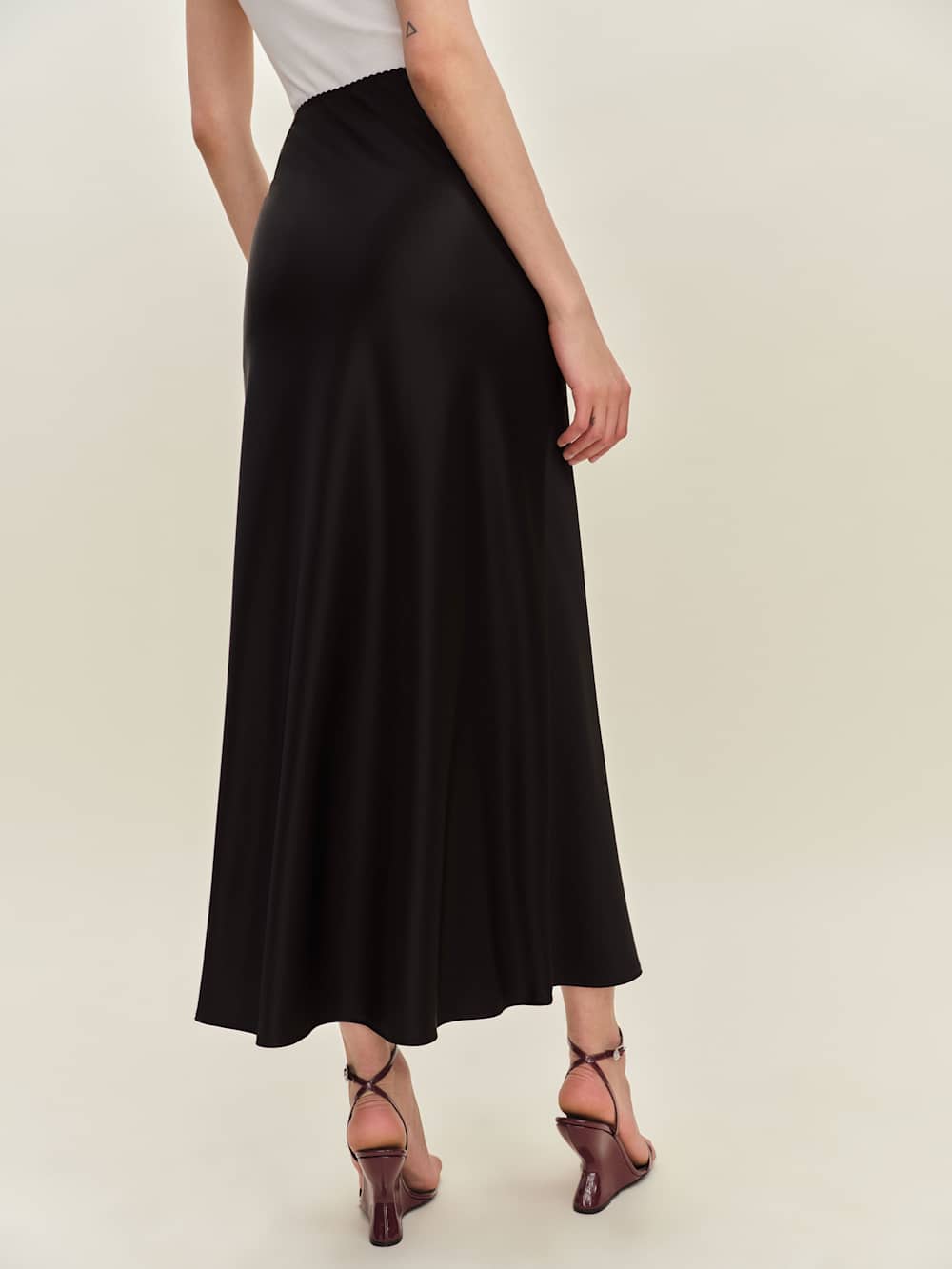 Reformation Layla Satin Skirt With Slit - Black