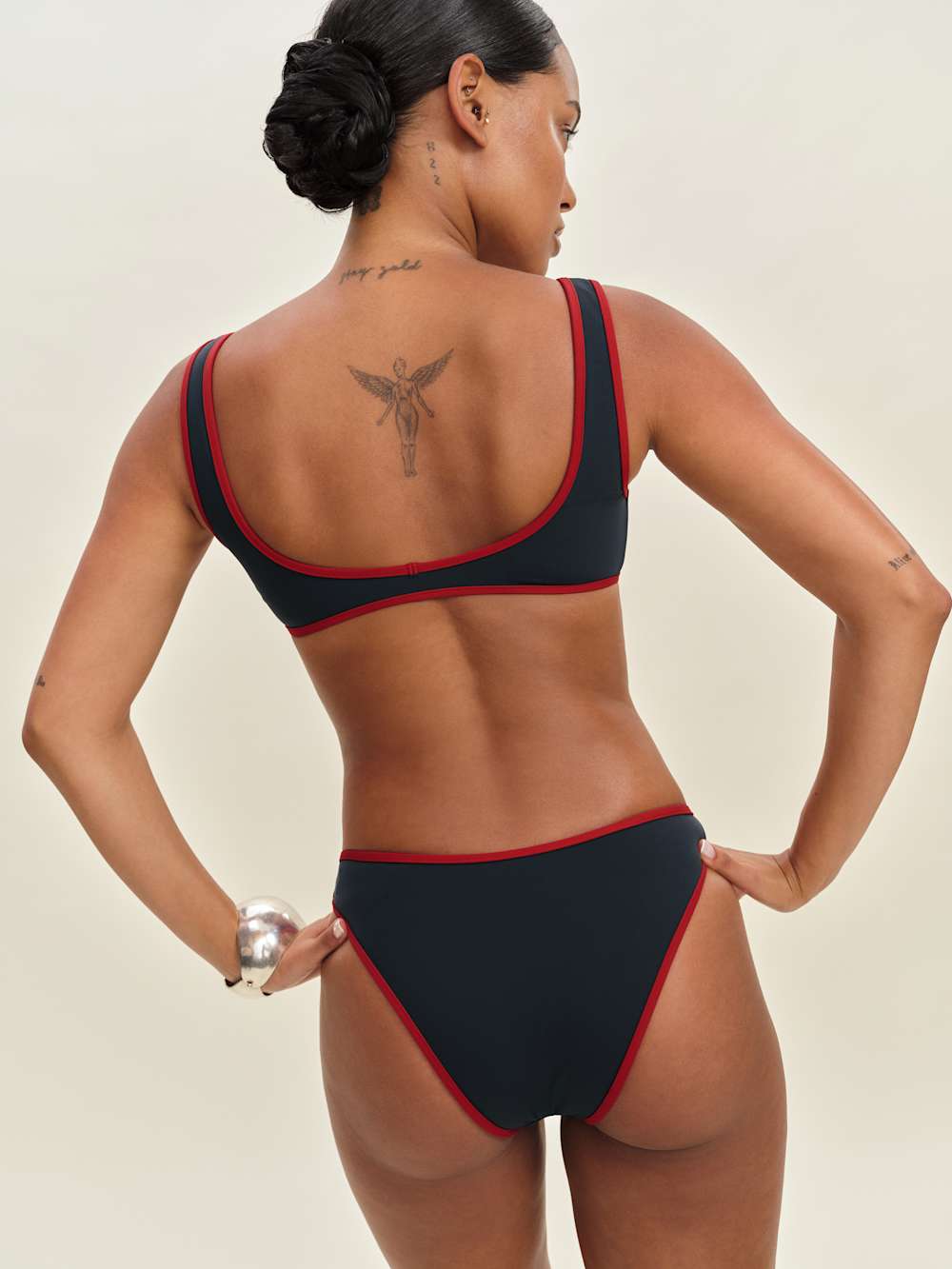 Reformation Vicky Bikini Top - Midnight Lipstick