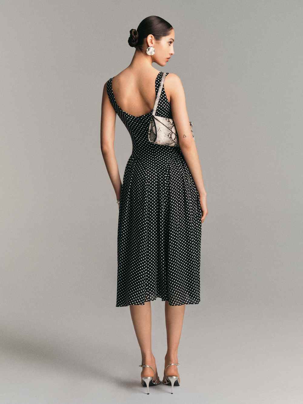 Reformation Anelis Dress - Caviar Dot