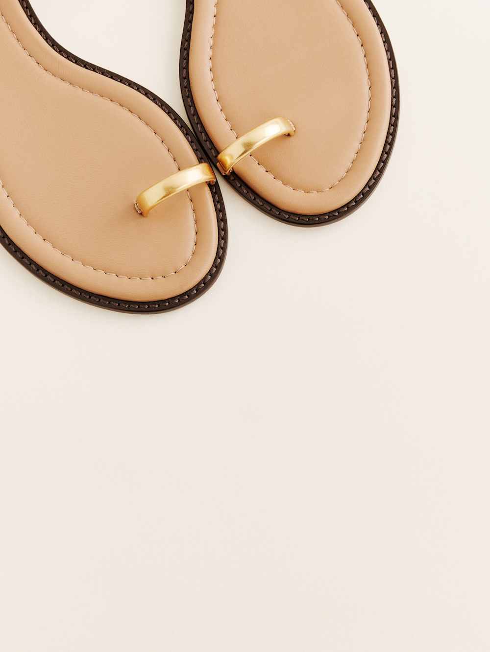 Reformation Cindy Flat Sandal - Buff Leather