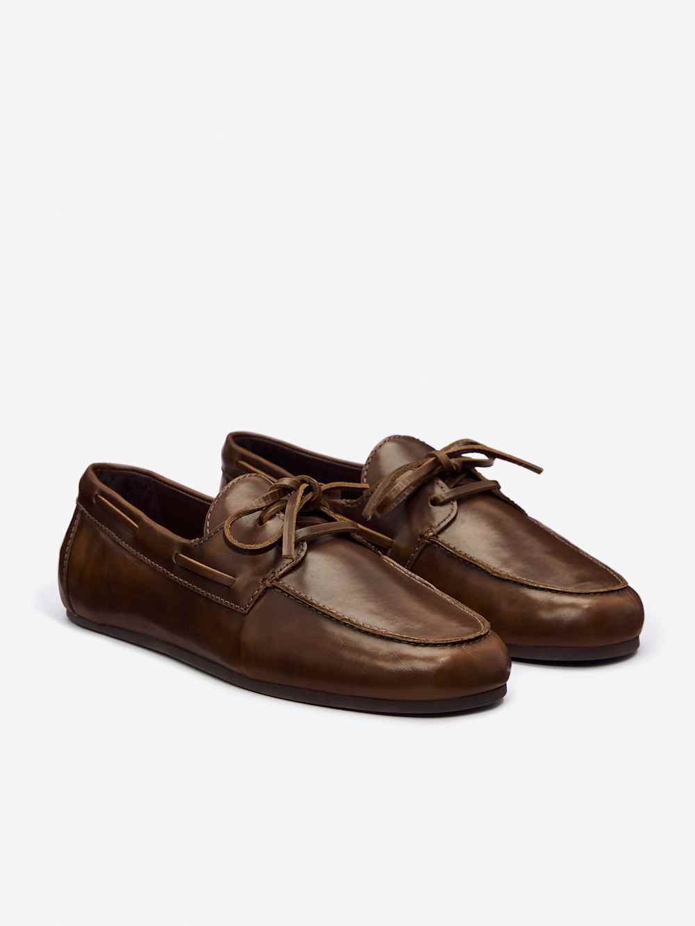 Reformation Fia Boat Loafer - Distressed Brown