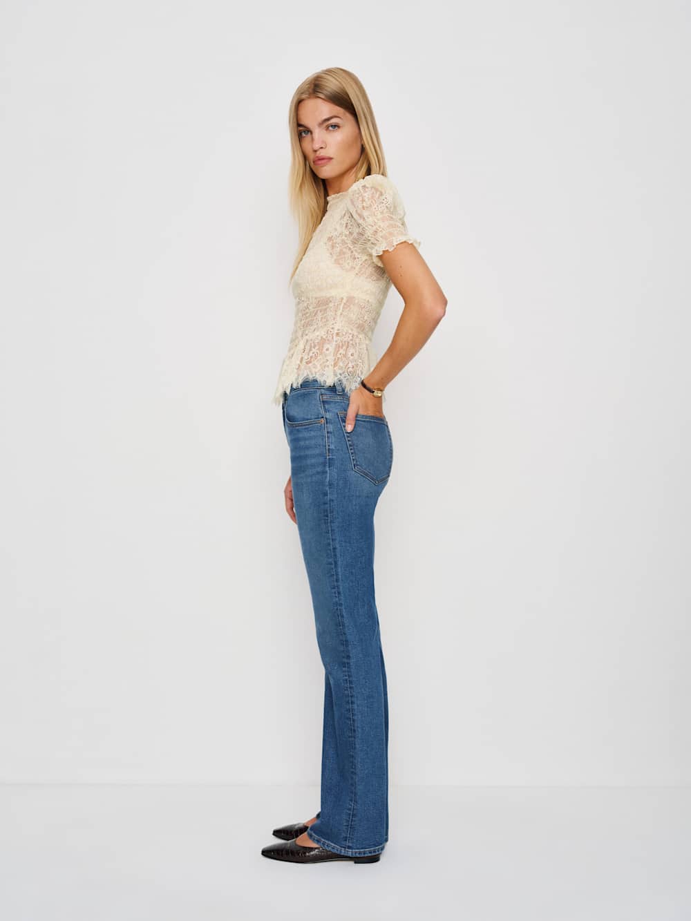Reformation Elton Mid Rise Super Stretch Straight Jeans - Willamette
