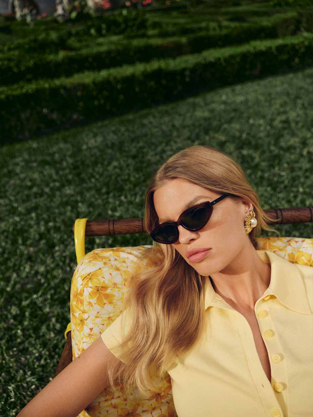 Reformation Jade Sunglasses - Brown/green