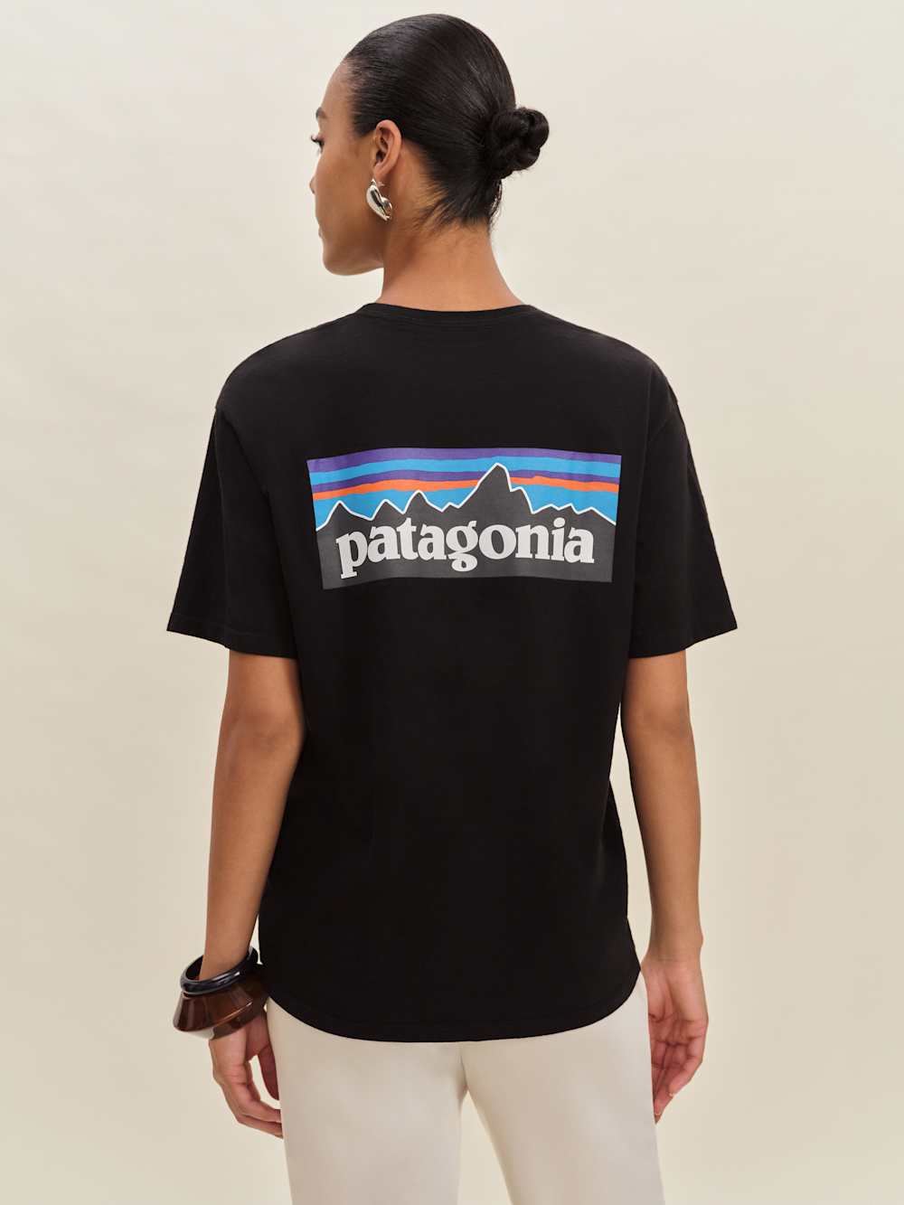 Reformation Patagonia M's P-6 Logo Responsibili-tee - Black