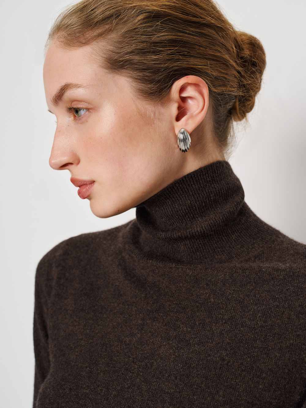 Reformation Jett Cashmere Turtleneck - Compost
