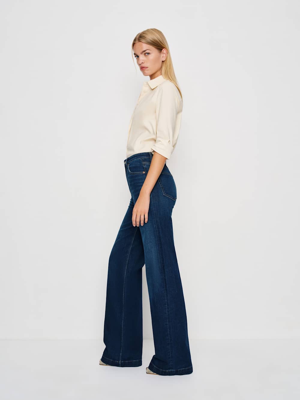 Reformation Bex Super Stretch High Rise Wide Leg Short Jeans - Wheeler