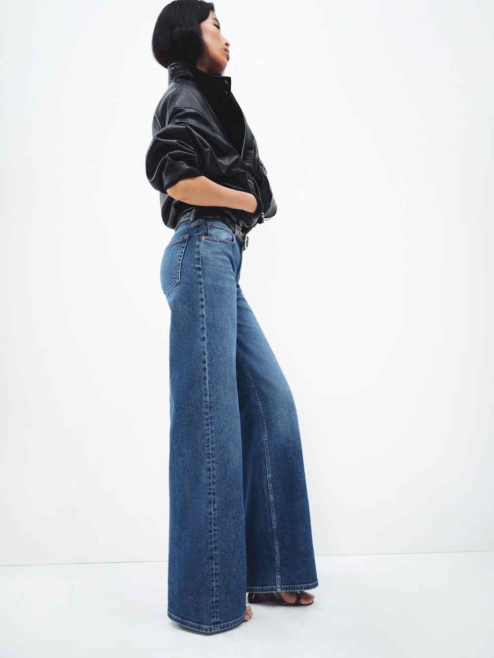 Reformation Greta Super Stretch Low Rise Wide Leg Long Jeans - Willamette