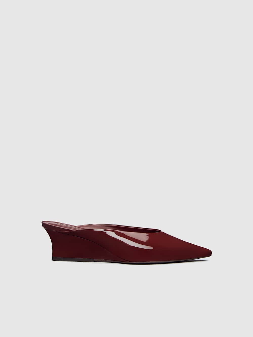 Reformation Marilyn Wedge Mule - Berry Jam Patent