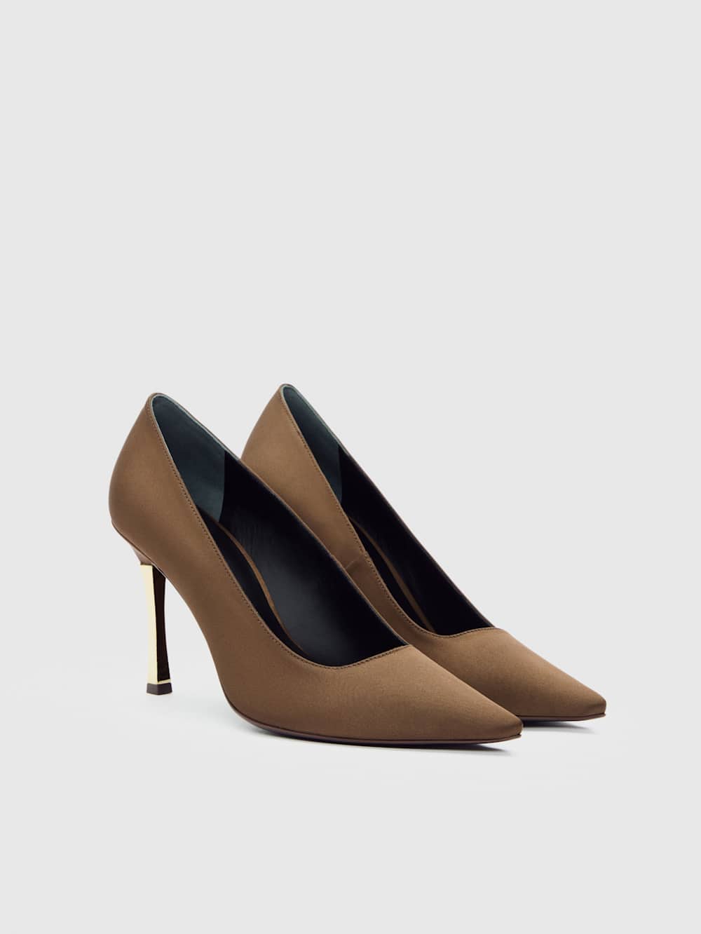 Reformation Joelle Heeled Pump - Pinecone Satin