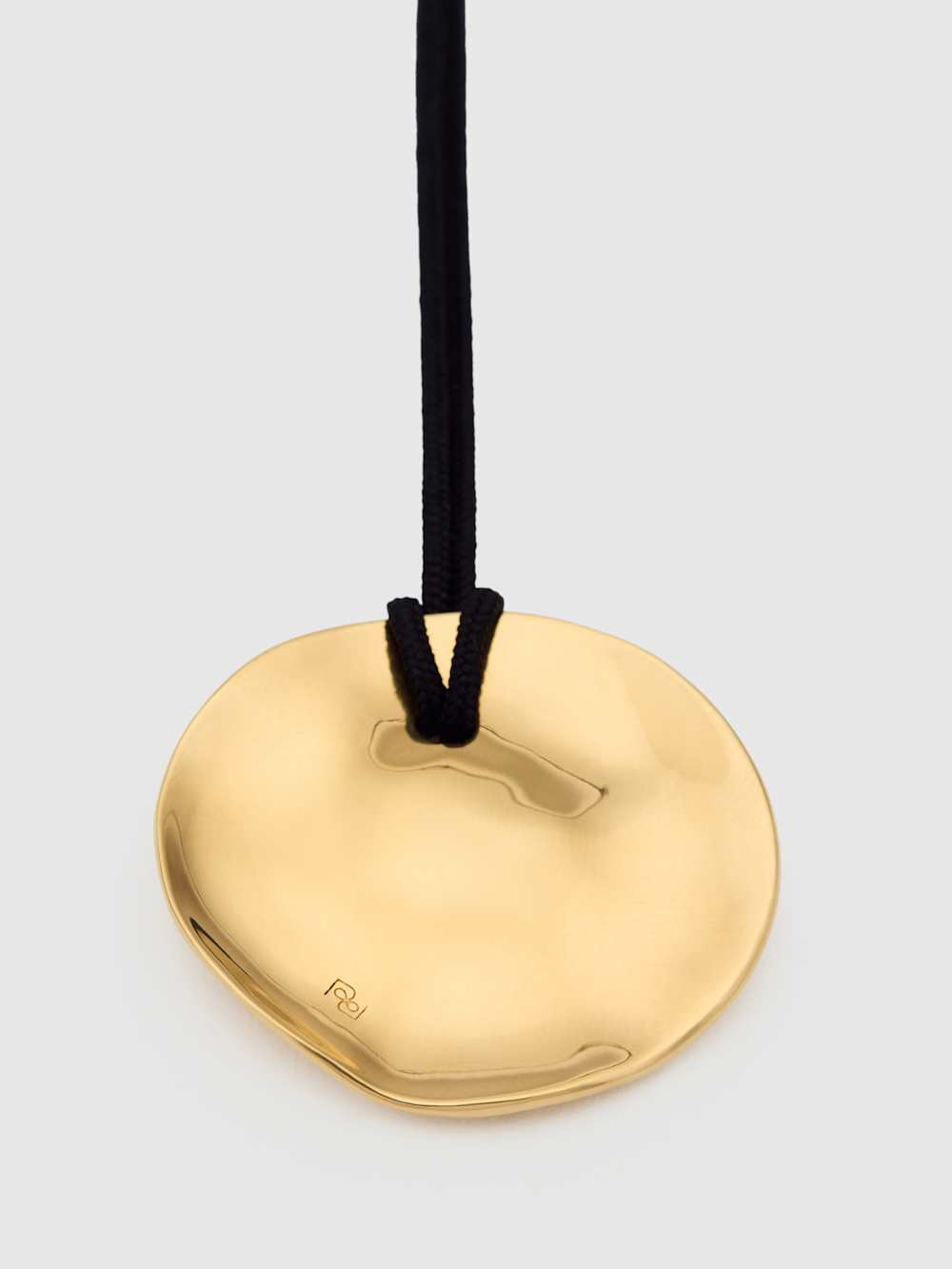 Reformation Estelle Necklace - Gold Black