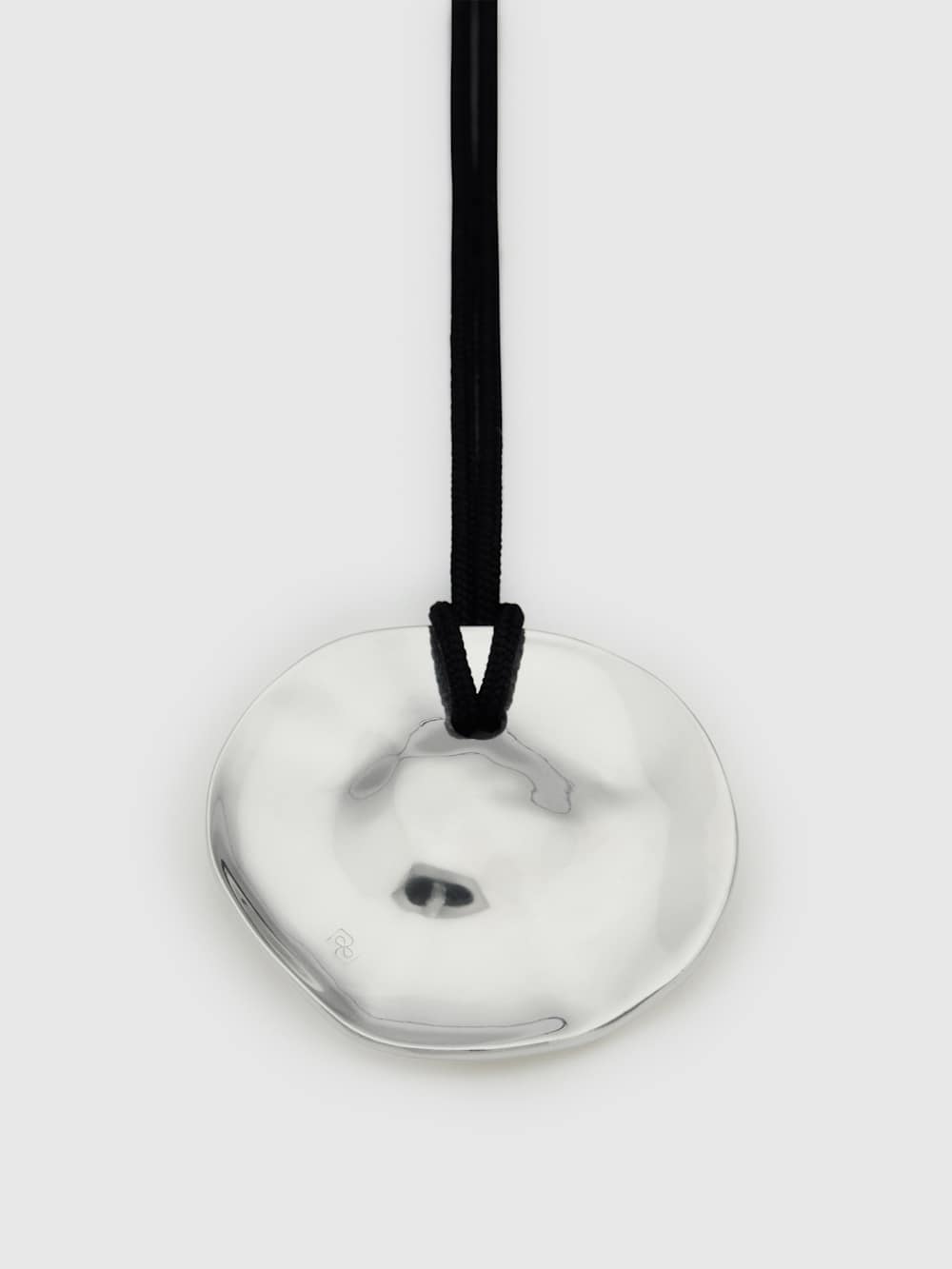Reformation Estelle Necklace - Silver Black